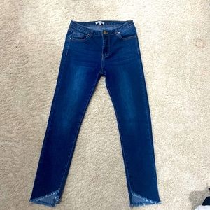 See and be seen mid rise ankle denim. Excellent condition